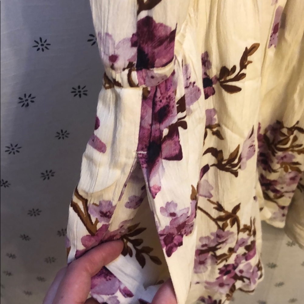 Romper - Picture 4 of 8